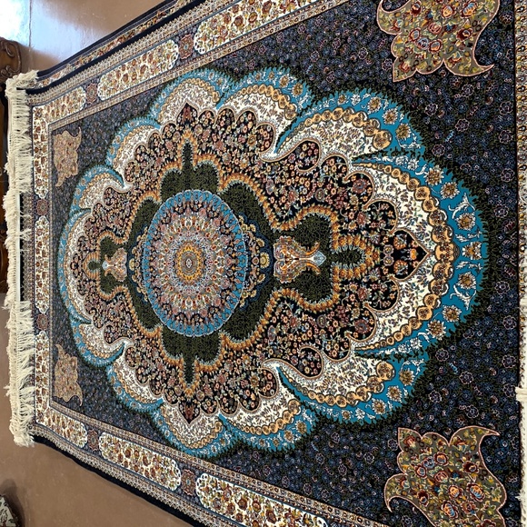 Rug 6.7 x 10